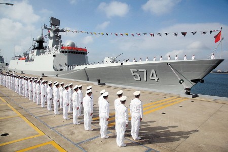 Tàu hộ vệ tên lửa Tam Á, số hiệu 574, bàn giao cho Hạm đội Nam Hải, Hải quân Trung Quốc ngày 13 tháng 12 năm 2013.